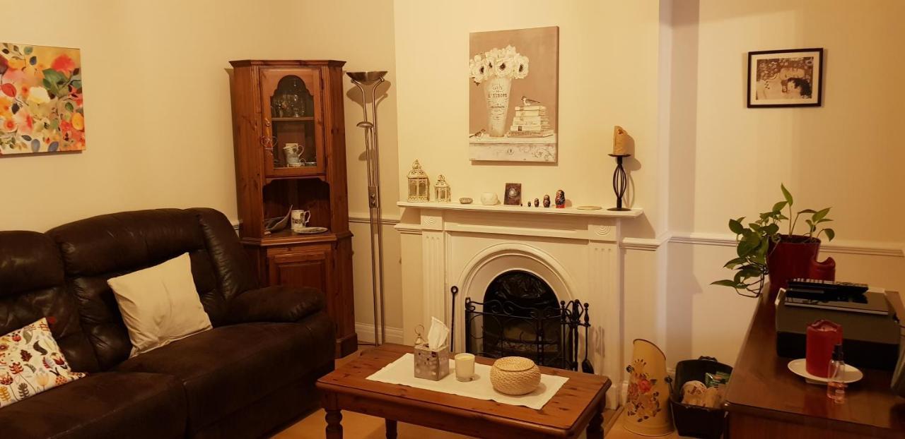 The Bakehouse Guesthouse Мейдънхед Екстериор снимка