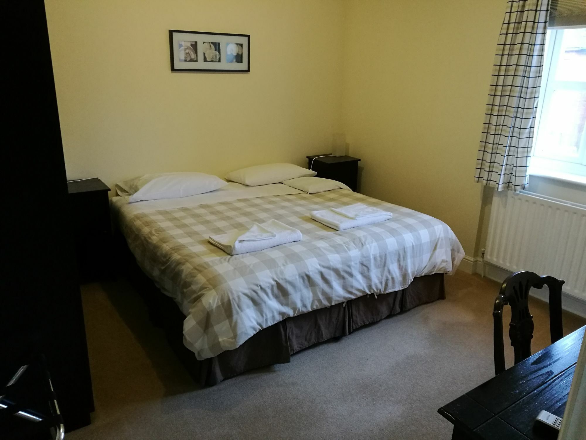 The Bakehouse Guesthouse Мейдънхед Екстериор снимка