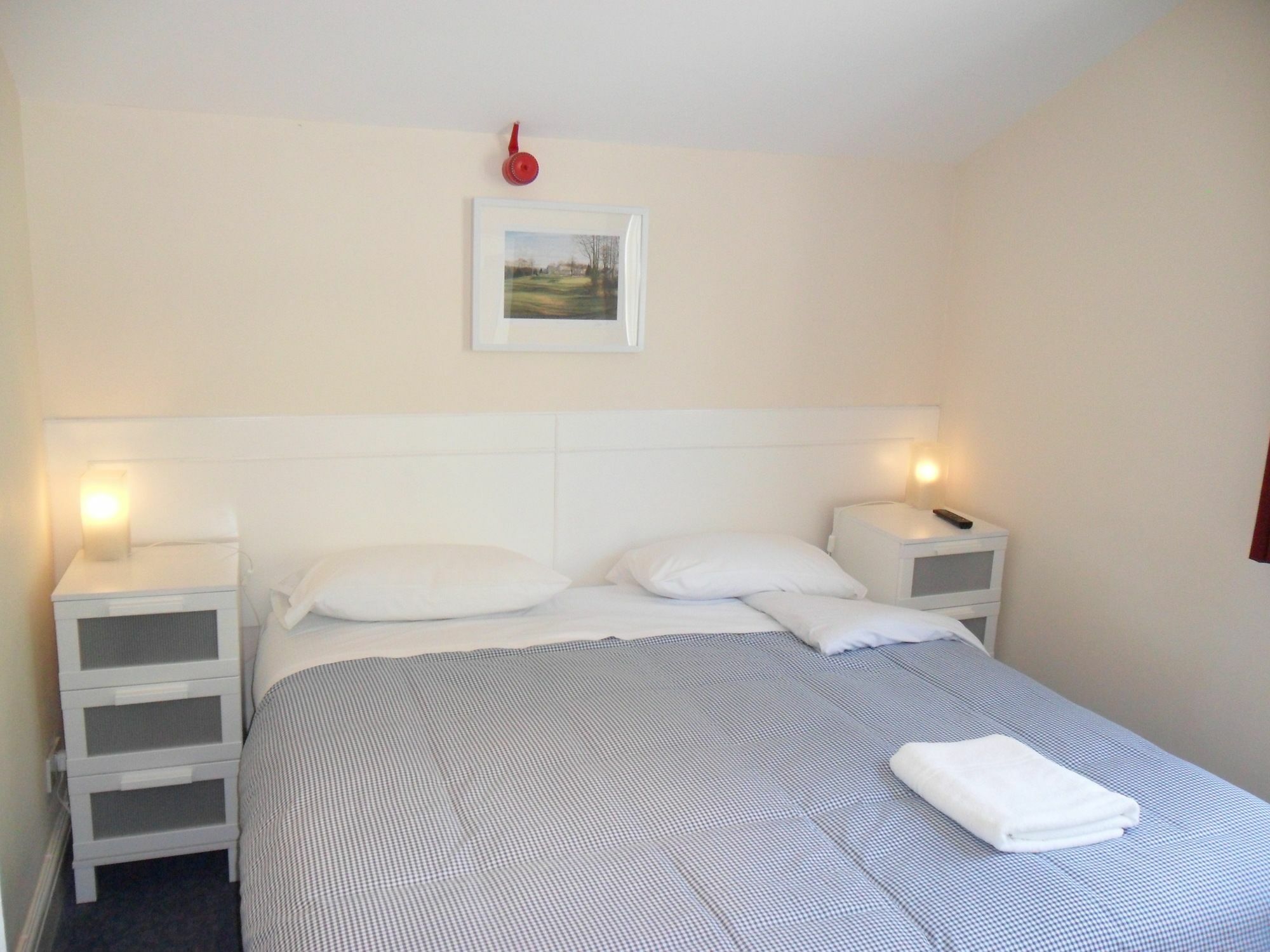 The Bakehouse Guesthouse Мейдънхед Екстериор снимка